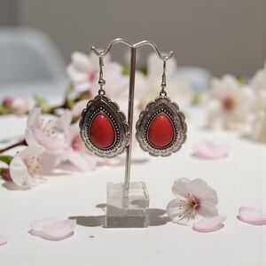 10/ $10 Paparazzi Coral Teardrop Earrings